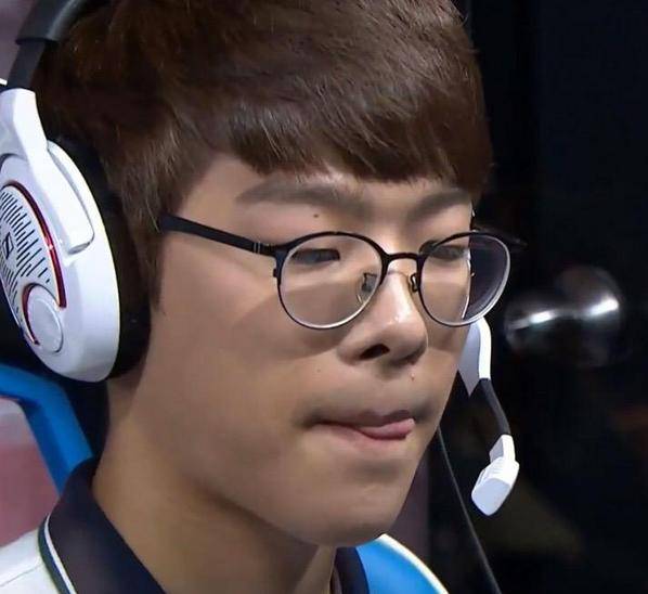 关于卫冕冠军剑指王者之席依旧强势称霸的信息